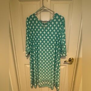 Charlie Paige Teal and White Geometric Dress